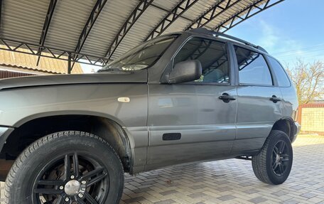 Chevrolet Niva I рестайлинг, 2005 год, 345 000 рублей, 2 фотография