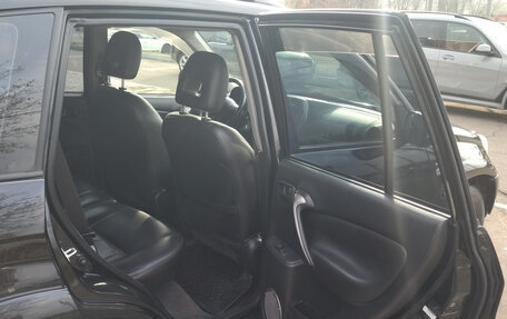 Toyota RAV4, 2005 год, 900 000 рублей, 12 фотография