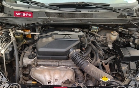 Toyota RAV4, 2005 год, 900 000 рублей, 19 фотография