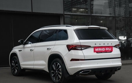 Skoda Kodiaq I, 2023 год, 4 670 000 рублей, 7 фотография