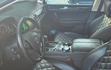 Volkswagen Touareg III, 2017 год, 4 000 000 рублей, 3 фотография