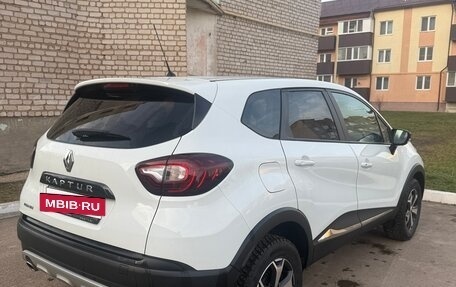 Renault Kaptur I рестайлинг, 2018 год, 1 300 000 рублей, 4 фотография