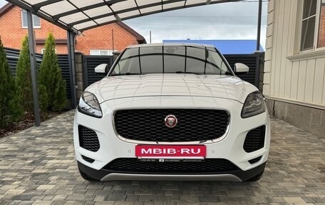Jaguar E-Pace, 2018 год, 2 850 000 рублей, 5 фотография