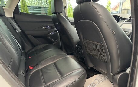 Jaguar E-Pace, 2018 год, 2 850 000 рублей, 17 фотография