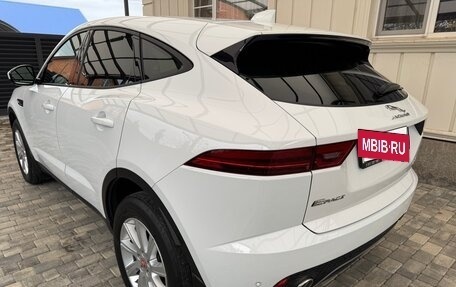 Jaguar E-Pace, 2018 год, 2 850 000 рублей, 7 фотография