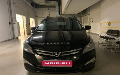 Hyundai Solaris II рестайлинг, 2015 год, 1 200 000 рублей, 2 фотография