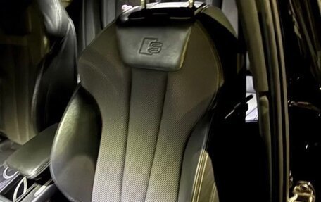 Audi A4, 2018 год, 2 500 000 рублей, 5 фотография