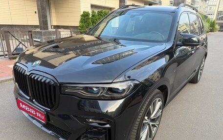 BMW X7, 2019 год, 10 000 000 рублей, 1 фотография