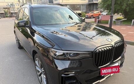 BMW X7, 2019 год, 10 000 000 рублей, 2 фотография
