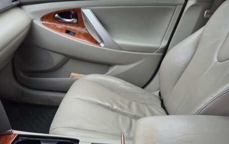 Toyota Camry, 2008 год, 720 000 рублей, 5 фотография