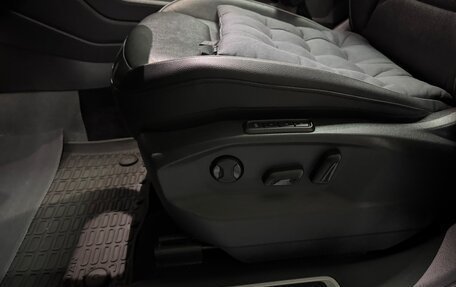 Volkswagen Tiguan II, 2020 год, 4 100 000 рублей, 5 фотография