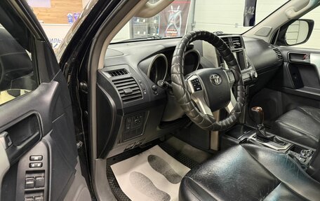 Toyota Land Cruiser Prado 150 рестайлинг 2, 2011 год, 3 499 900 рублей, 10 фотография