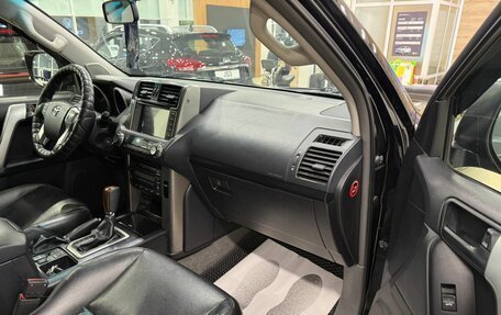 Toyota Land Cruiser Prado 150 рестайлинг 2, 2011 год, 3 499 900 рублей, 12 фотография