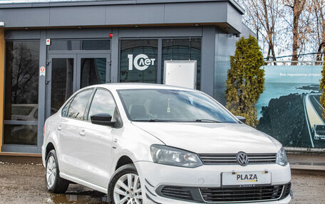 Volkswagen Polo VI (EU Market), 2013 год, 689 000 рублей, 2 фотография