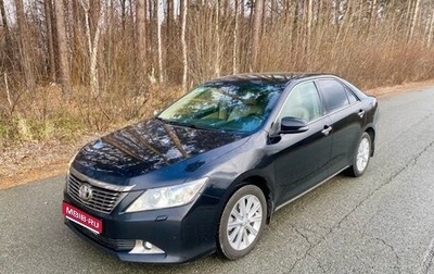 Toyota Camry, 2014 год, 1 фотография