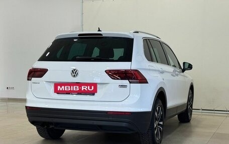 Volkswagen Tiguan II, 2019 год, 2 447 000 рублей, 6 фотография