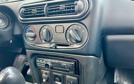 Chevrolet Niva I рестайлинг, 2018 год, 695 000 рублей, 19 фотография