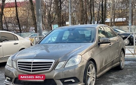 Mercedes-Benz E-Класс, 2010 год, 1 400 000 рублей, 2 фотография