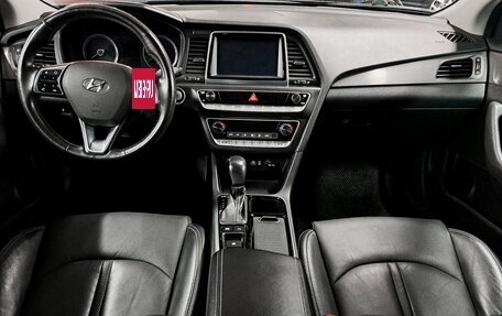 Hyundai Sonata VII, 2017 год, 1 800 000 рублей, 17 фотография