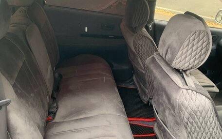 Toyota Ipsum II, 1997 год, 425 000 рублей, 7 фотография