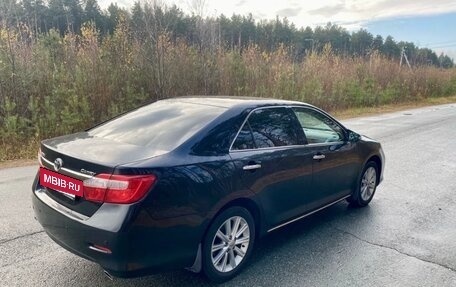 Toyota Camry, 2014 год, 3 фотография