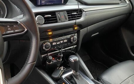 Mazda 6, 2017 год, 2 050 000 рублей, 9 фотография