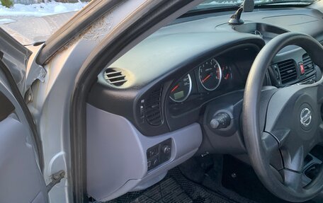 Nissan Almera, 2003 год, 285 000 рублей, 11 фотография