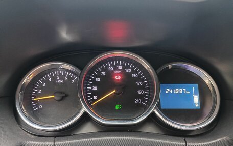 Renault Duster I рестайлинг, 2018 год, 870 000 рублей, 7 фотография