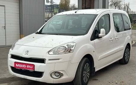 Peugeot Partner II рестайлинг 2, 2012 год, 899 000 рублей, 1 фотография