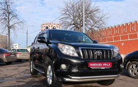 Toyota Land Cruiser Prado 150 рестайлинг 2, 2011 год, 3 700 000 рублей, 2 фотография
