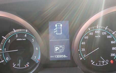 Toyota Land Cruiser Prado 150 рестайлинг 2, 2011 год, 3 700 000 рублей, 10 фотография