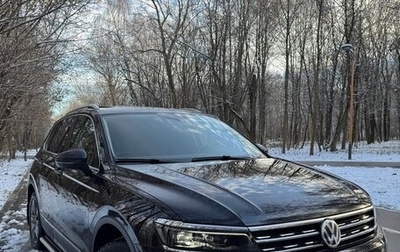 Volkswagen Tiguan II, 2018 год, 2 850 000 рублей, 1 фотография