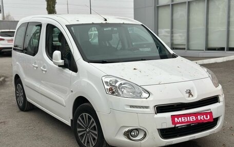 Peugeot Partner II рестайлинг 2, 2012 год, 899 000 рублей, 2 фотография