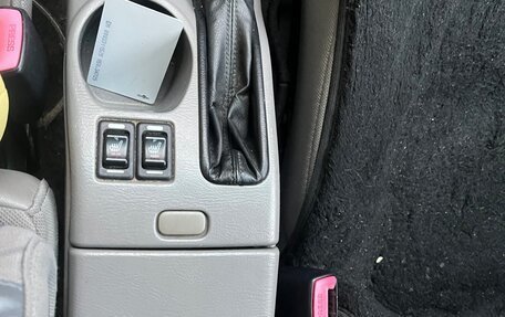 Subaru Forester, 2005 год, 800 000 рублей, 24 фотография