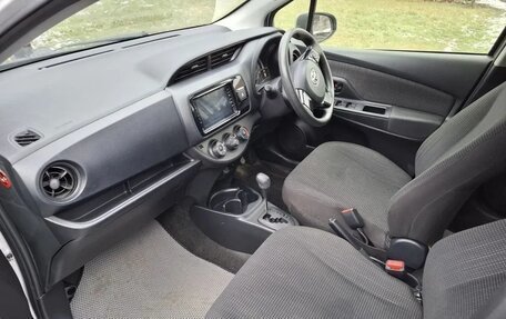 Toyota Vitz, 2019 год, 950 000 рублей, 7 фотография