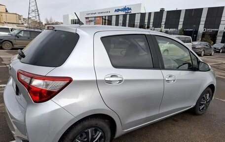 Toyota Vitz, 2019 год, 950 000 рублей, 11 фотография