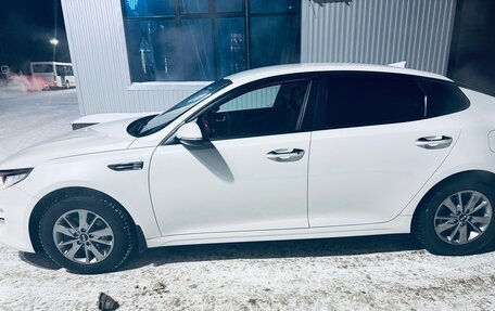 KIA Optima IV, 2018 год, 2 000 000 рублей, 7 фотография