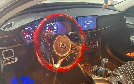 KIA Optima IV, 2018 год, 2 000 000 рублей, 8 фотография