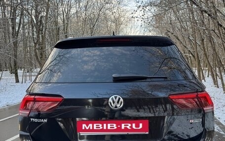 Volkswagen Tiguan II, 2018 год, 2 850 000 рублей, 6 фотография