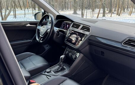 Volkswagen Tiguan II, 2018 год, 2 850 000 рублей, 15 фотография