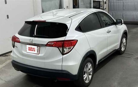 Honda Vezel, 2019 год, 2 050 000 рублей, 6 фотография