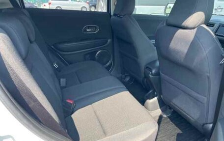 Honda Vezel, 2019 год, 2 050 000 рублей, 10 фотография