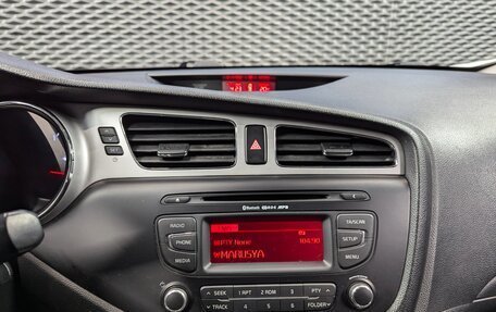 KIA cee'd III, 2014 год, 999 000 рублей, 19 фотография