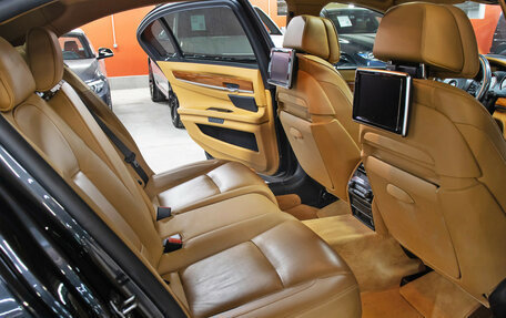 BMW 7 серия, 2013 год, 1 898 000 рублей, 13 фотография