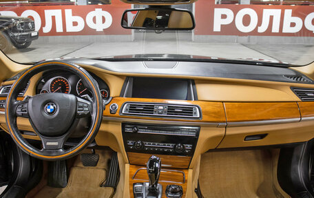 BMW 7 серия, 2013 год, 1 898 000 рублей, 15 фотография