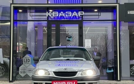 Toyota Avensis III рестайлинг, 1999 год, 330 000 рублей, 2 фотография