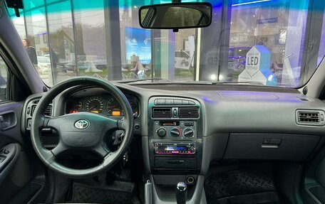 Toyota Avensis III рестайлинг, 1999 год, 330 000 рублей, 8 фотография