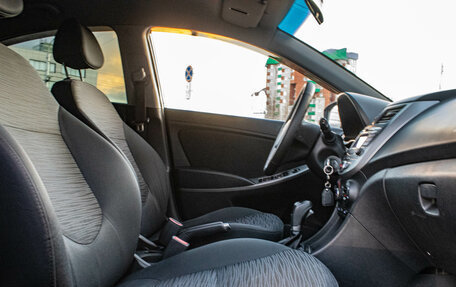 Hyundai Solaris II рестайлинг, 2014 год, 899 000 рублей, 20 фотография