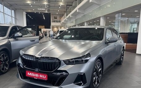 BMW 5 серия, 2024 год, 12 454 000 рублей, 1 фотография