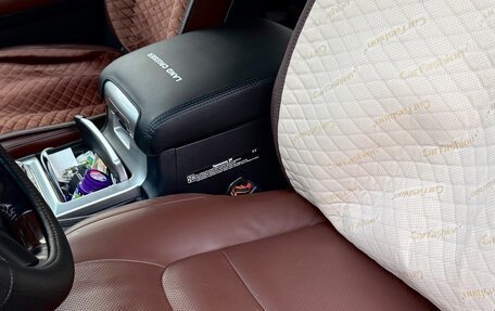 Toyota Land Cruiser 200, 2016 год, 5 800 000 рублей, 8 фотография